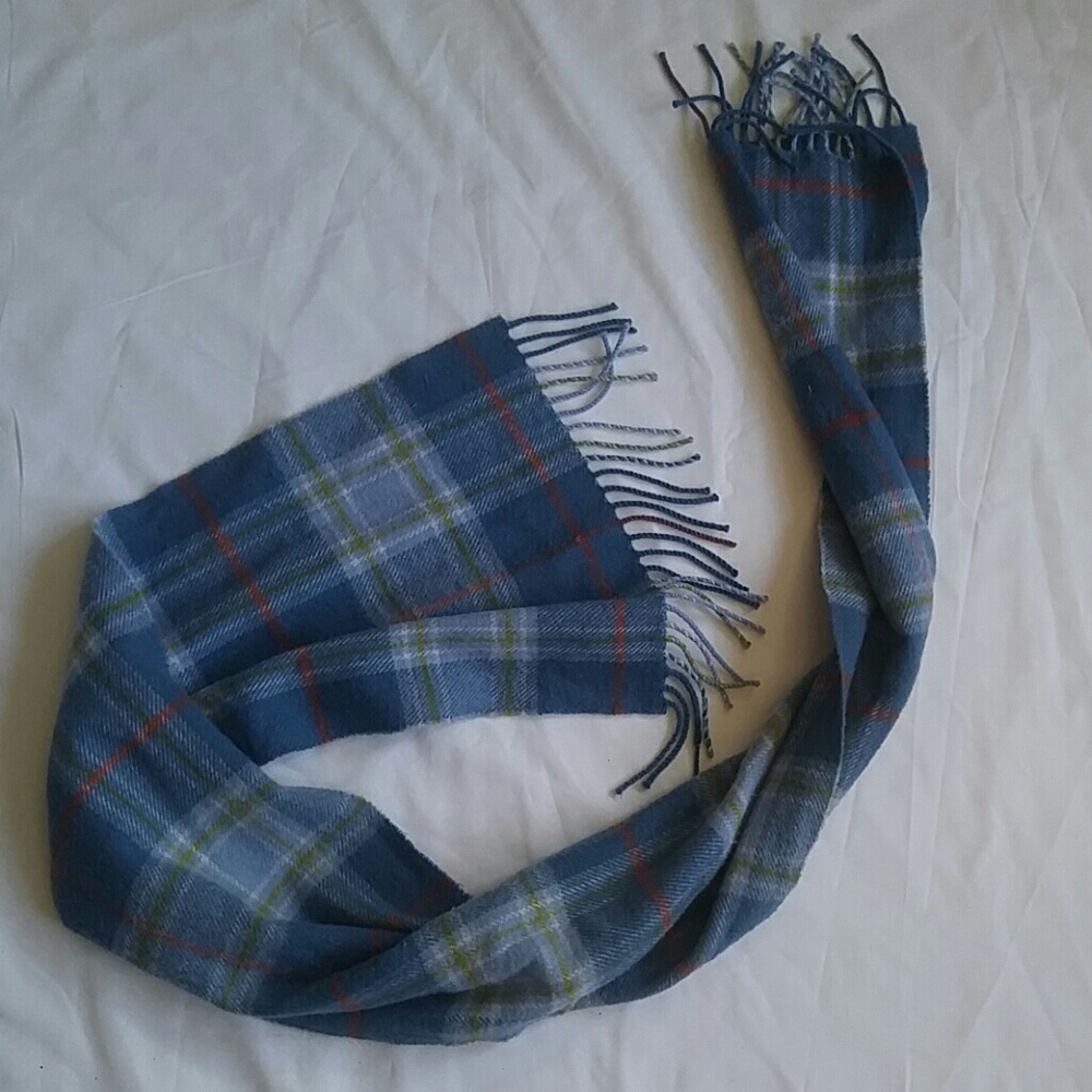 Scarf - Picture 3 of 5